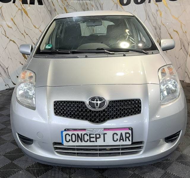 TOYOTA YARIS 1.3VVVT-ICOOL 2006 - 69 001Kms - Premier Main - Distrib ok - SUIVIT TOYOTA