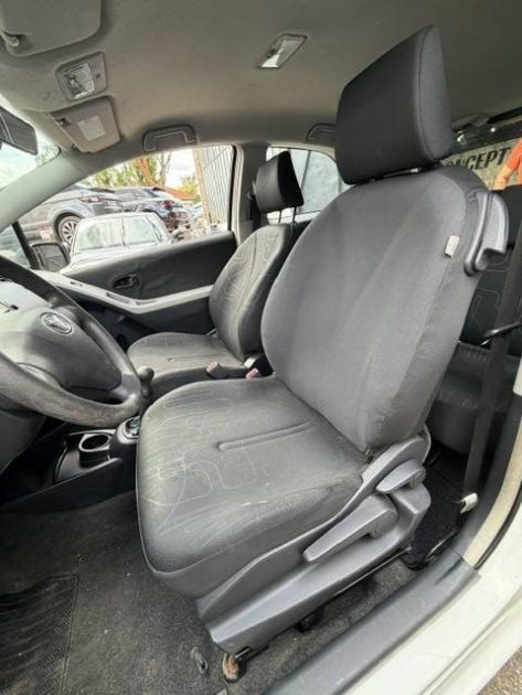 TOYOTA YARIS 1.0 VVT-I 2010 - 55 324Kms - Premier Main - Climatisation - SUIVIT TOYOTA