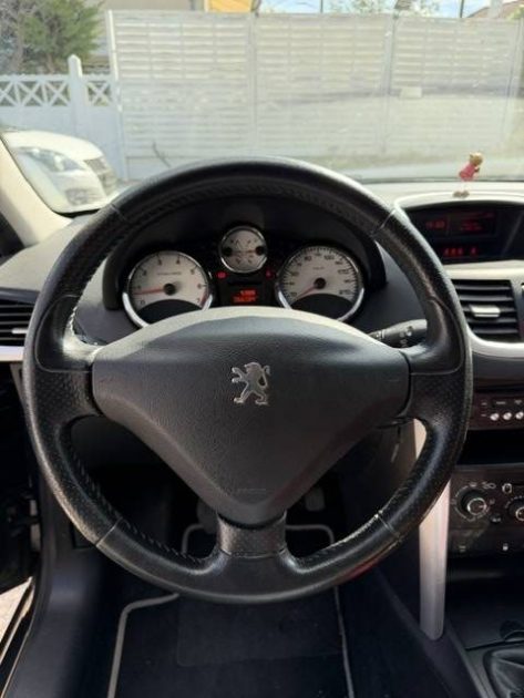 PEUGEOT 207 1.4 VTI TENDANCE 2012 - 66 084Kms - Premier Main - Distrib ok - SUIVIT PEUGEOT