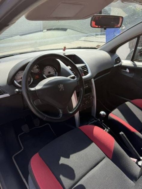 PEUGEOT 207 1.4 VTI TENDANCE 2012 - 66 084Kms - Premier Main - Distrib ok - SUIVIT PEUGEOT