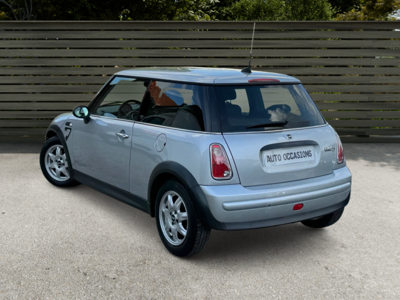 MINI ONE 1.4 D 88Ch PACK SEVEN 1er MAIN 152000KM GARANTIE 6 MOIS