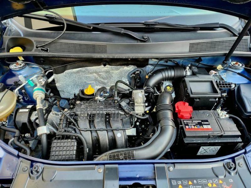 DACIA SANDERO LAUREATE 2017