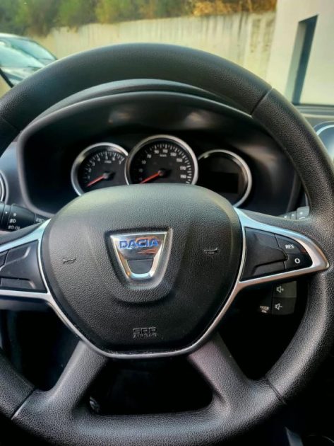 DACIA SANDERO LAUREATE 2017