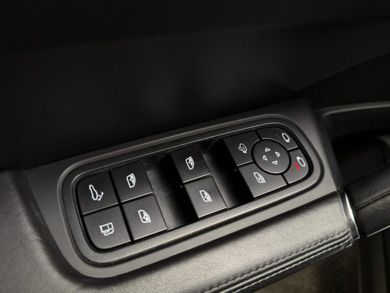 PORSCHE CAYENNE III COUPE 3.0 V6 E-HYBRID 462ch TIPTRONIC BVA