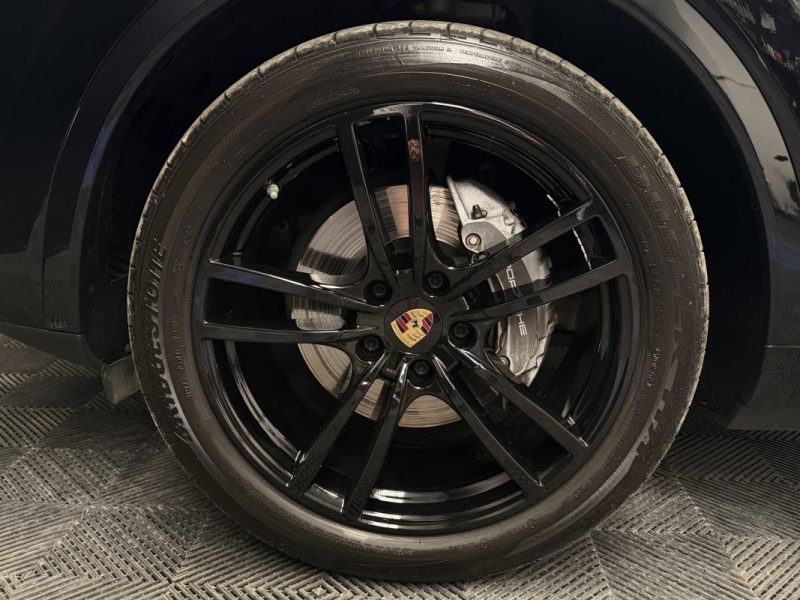 PORSCHE CAYENNE III COUPE 3.0 V6 E-HYBRID 462ch TIPTRONIC BVA