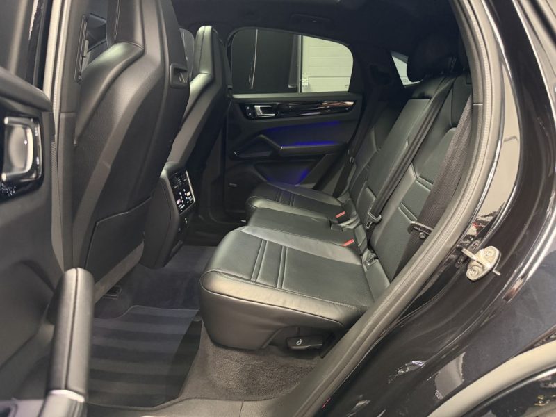 PORSCHE CAYENNE III COUPE 3.0 V6 E-HYBRID 462ch TIPTRONIC BVA