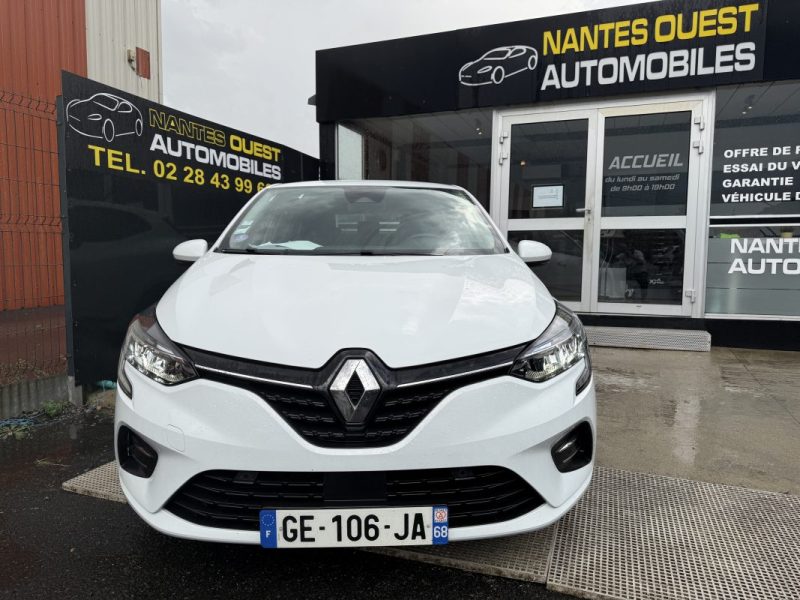 RENAULT CLIO V 1.6 E-TECH HYBRID 140CV BUSINESS BVA6 