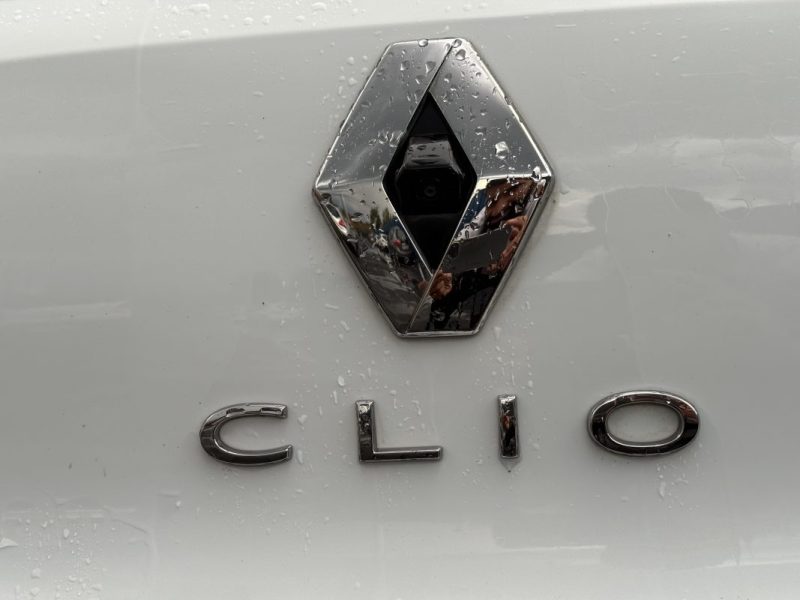 RENAULT CLIO V 1.6 E-TECH HYBRID 140CV BUSINESS BVA6 