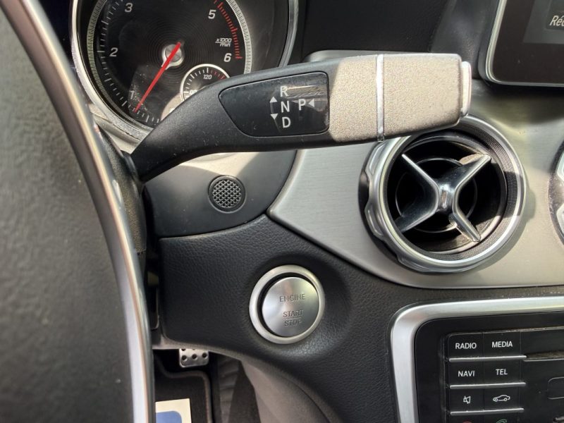 MERCEDES GLA GLA 200D 7-G DCT FASCINATION 