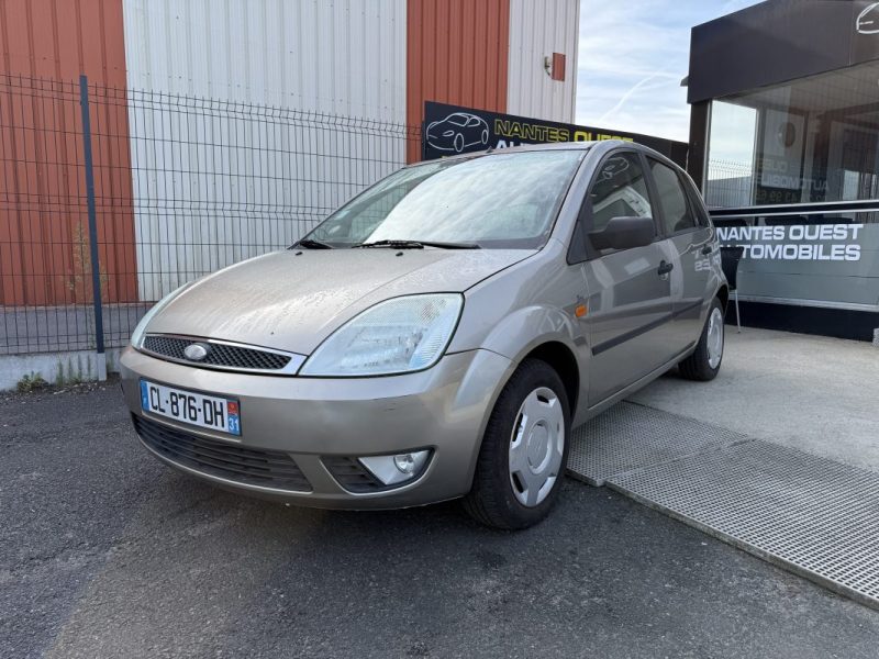 FORD FIESTA 1.4I 80CV GHIA 