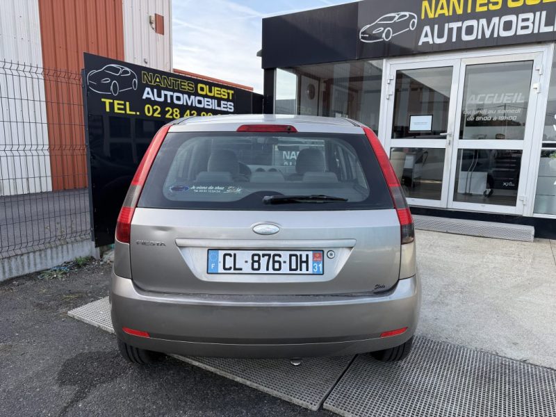 FORD FIESTA 1.4I 80CV GHIA 