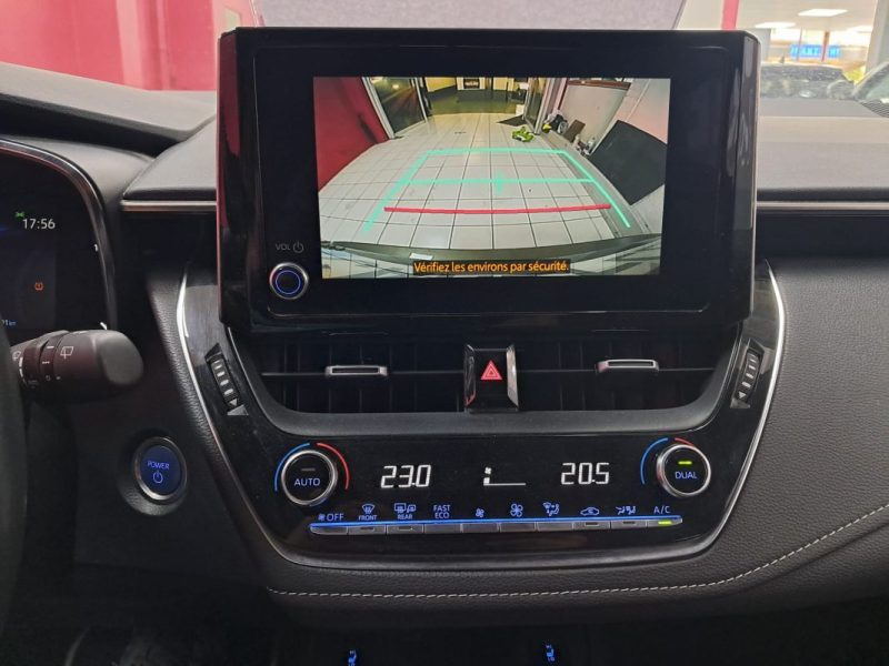 TOYOTA COROLLA TOURING SPORTS HYBRIDE 1.8 DYNAMIC BUSINESS 122cv/1 ERE MAIN/TVA RECUPERABLE
