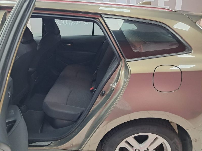 TOYOTA COROLLA TOURING SPORTS HYBRIDE 1.8 DYNAMIC BUSINESS 122cv/1 ERE MAIN/TVA RECUPERABLE