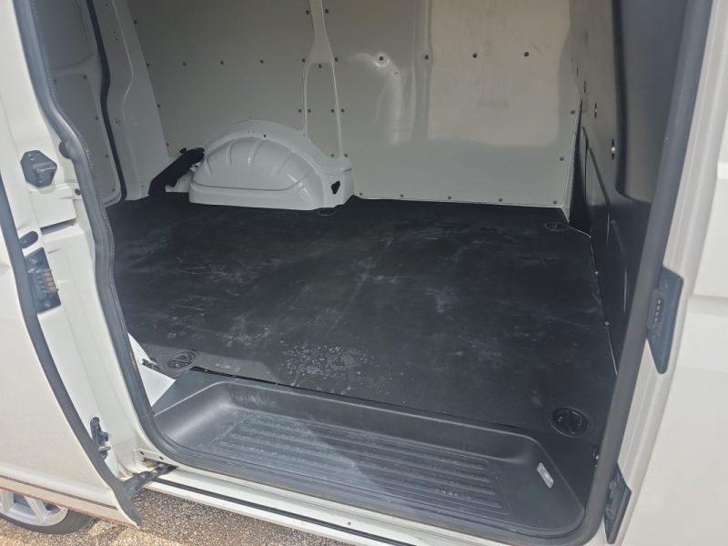 VOLKSWAGEN T6. L1H1 2.0 TDI 198 ch DSG 2020