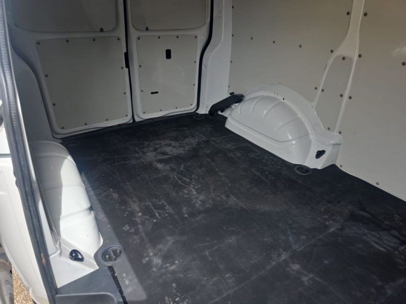 VOLKSWAGEN T6. L1H1 2.0 TDI 198 ch DSG 2020