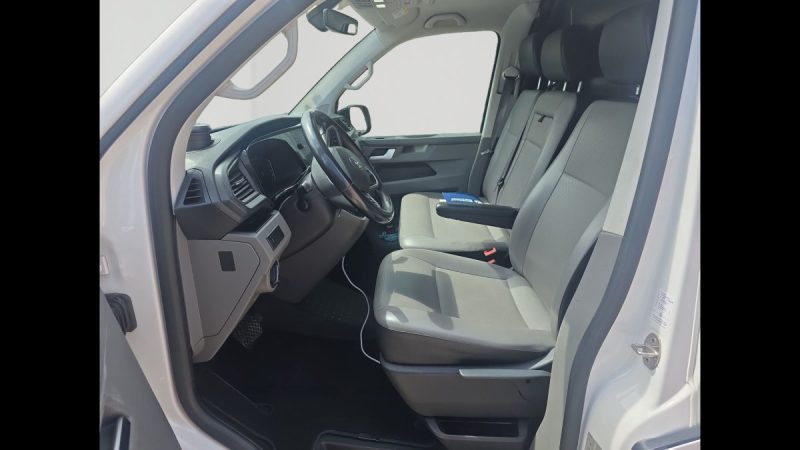 VOLKSWAGEN T6. L1H1 2.0 TDI 198 ch DSG 2020