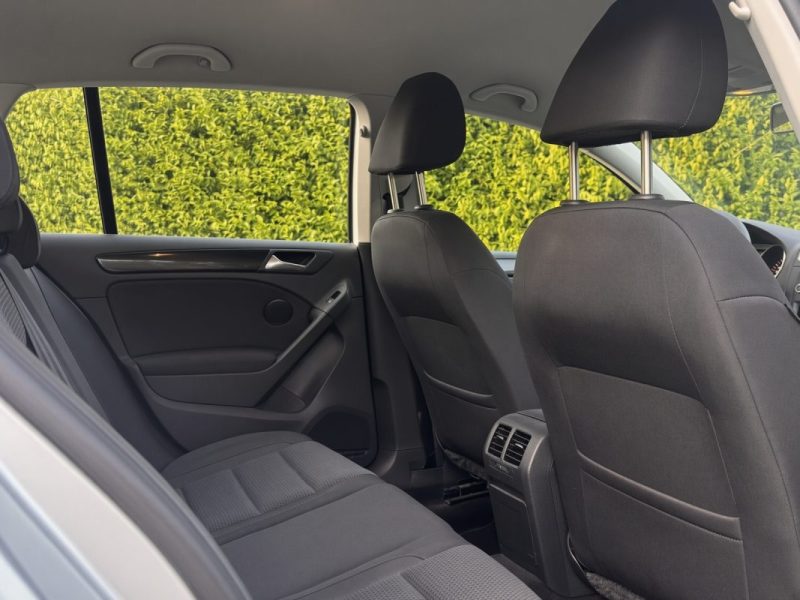 ✅ Magnifique Volkswagen GOLF 2.0 TDi 1ere Main /  Kilométrage certifié Entretien Exclusif Volkswagen