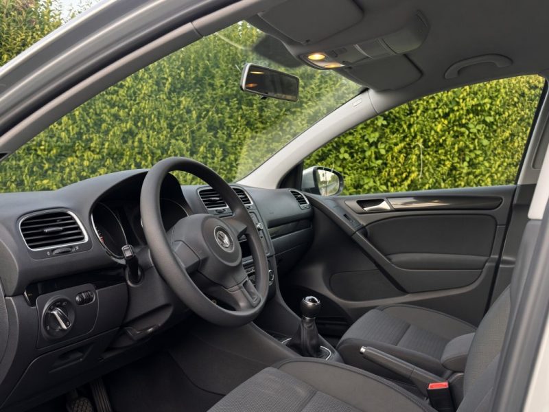 ✅ Magnifique Volkswagen GOLF 2.0 TDi 1ere Main /  Kilométrage certifié Entretien Exclusif Volkswagen