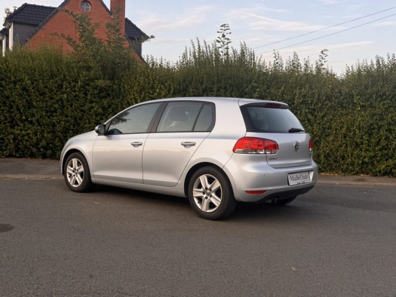 ✅ Magnifique Volkswagen GOLF 2.0 TDi 1ere Main /  Kilométrage certifié Entretien Exclusif Volkswagen