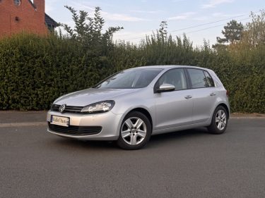 ✅ Magnifique Volkswagen GOLF 2.0 TDi 1ere Main /  Kilométrage certifié Entretien Exclusif Volkswagen