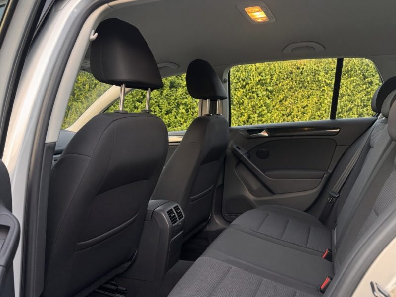 ✅ Magnifique Volkswagen GOLF 2.0 TDi 1ere Main /  Kilométrage certifié Entretien Exclusif Volkswagen