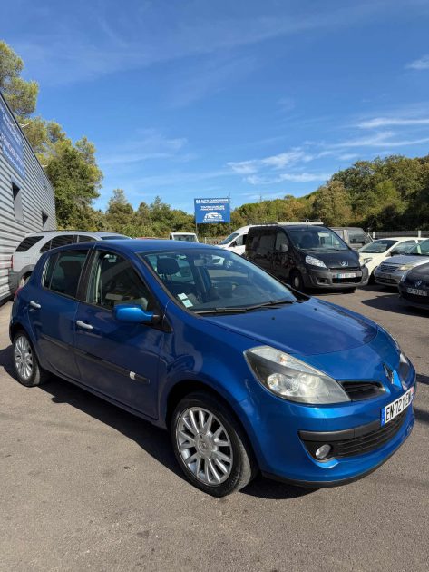 RENAULT CLIO III PRIVILEGE 2.0 16V 140 2008