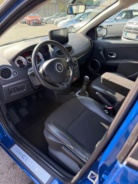 RENAULT CLIO III PRIVILEGE 2.0 16V 140 2008