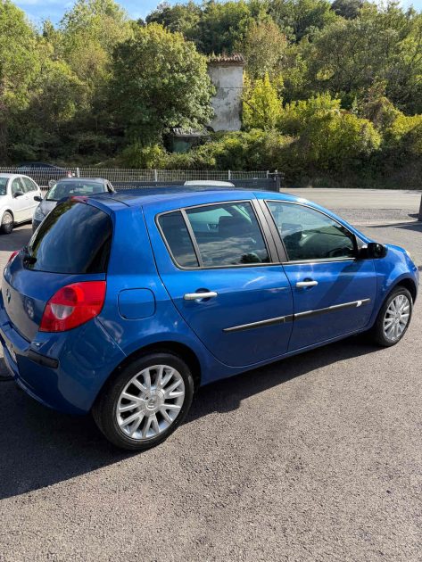 RENAULT CLIO III PRIVILEGE 2.0 16V 140 2008
