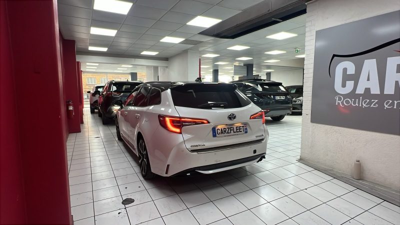 TOYOTA COROLLA TOURING SPORTS HYBRIDE 2.0 COLLECTION 184cv/1 ERE MAIN/TVA RECUPERABLE