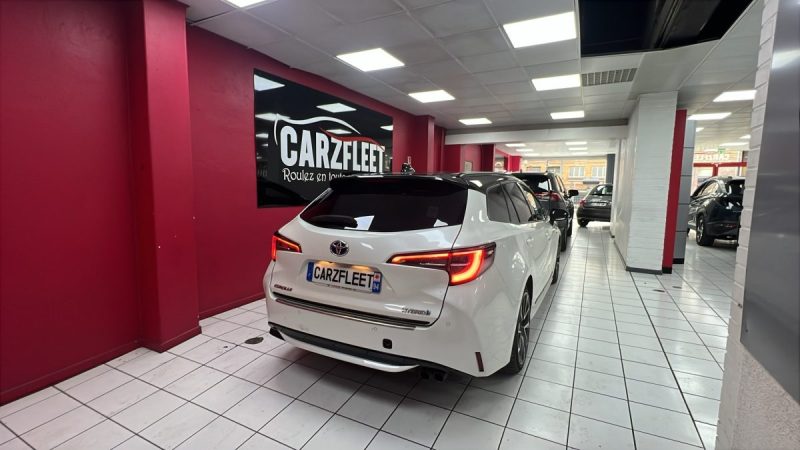 TOYOTA COROLLA TOURING SPORTS HYBRIDE 2.0 COLLECTION 184cv/1 ERE MAIN/TVA RECUPERABLE