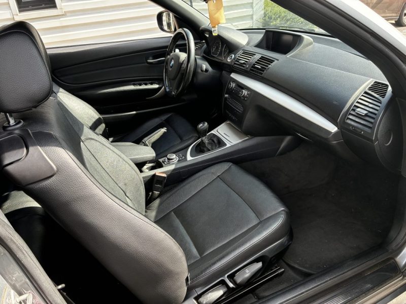 BMW SERIE 1 118D Pack M EDITION EXCLUSIVE 2011 - Garantie 12 mois 