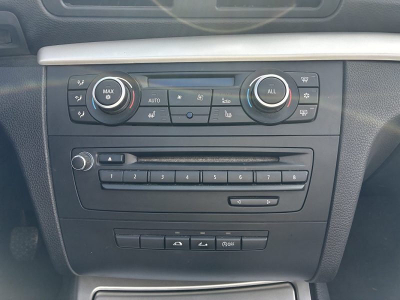 BMW SERIE 1 118D Pack M EDITION EXCLUSIVE 2011 - Garantie 12 mois 