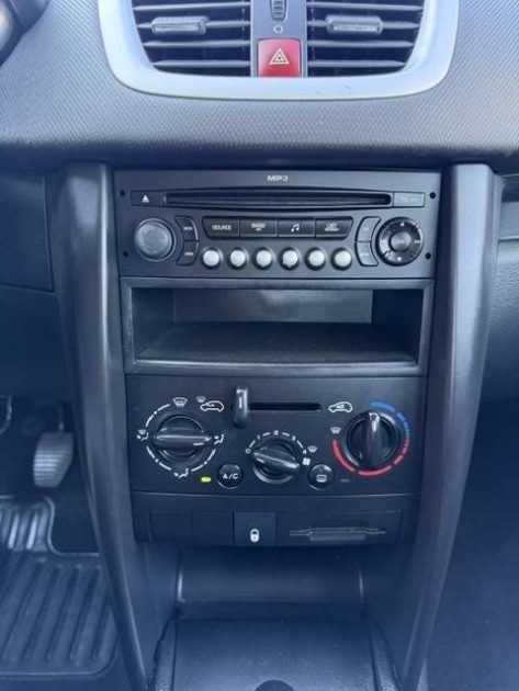 PEUGEOT 207 1.4 VTI URBAN MOVE 2006 - 63 333Kms - Climatisation - Premier Main - SUIVIT PEUGEOT