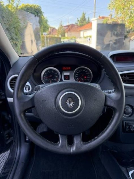 RENAULT CLIO 1 2007 - 109 262Kms - Distrib ok - Climatisation - Parfait etat 