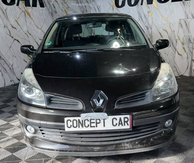 RENAULT CLIO 1 2007 - 109 262Kms - Distrib ok - Climatisation - Parfait etat 