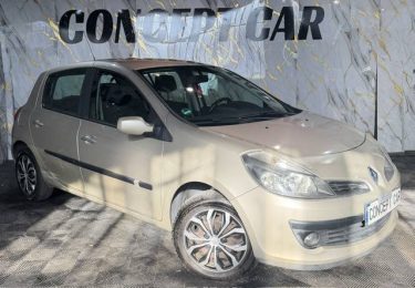RENAULT CLIO  2006 - 134 507Kms - Distrib ok - Climatisation 