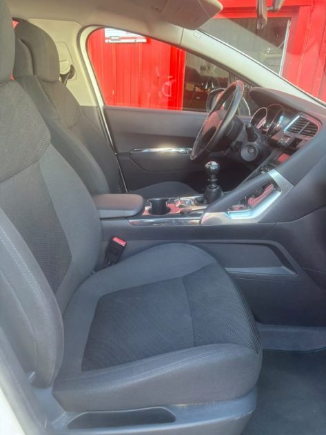 PEUGEOT 3008 1.6 HDI 115 ACCESS 2014