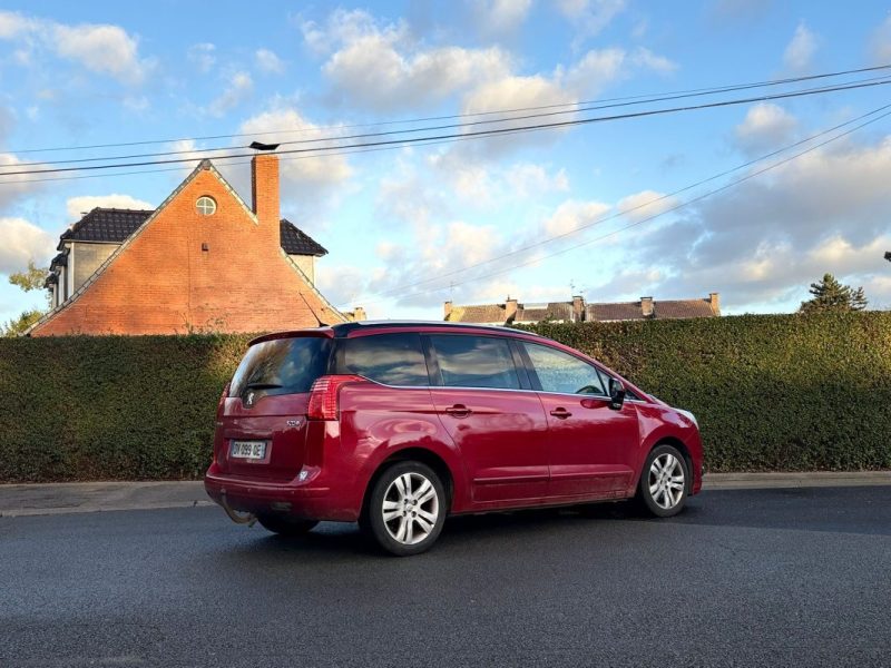 ✅ Très Belle PEUGEOT 5008 2.0 HDI FAP BUSINESS PACK 5PL 2011 // Petit Prix Vehicule Fiable