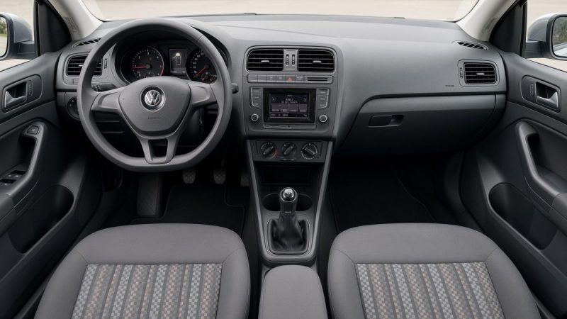 ✅ Très Belle VOLKSWAGEN POLO 1.4 TDI TRENDLINE 2014 // Historique Complet // CT à jour