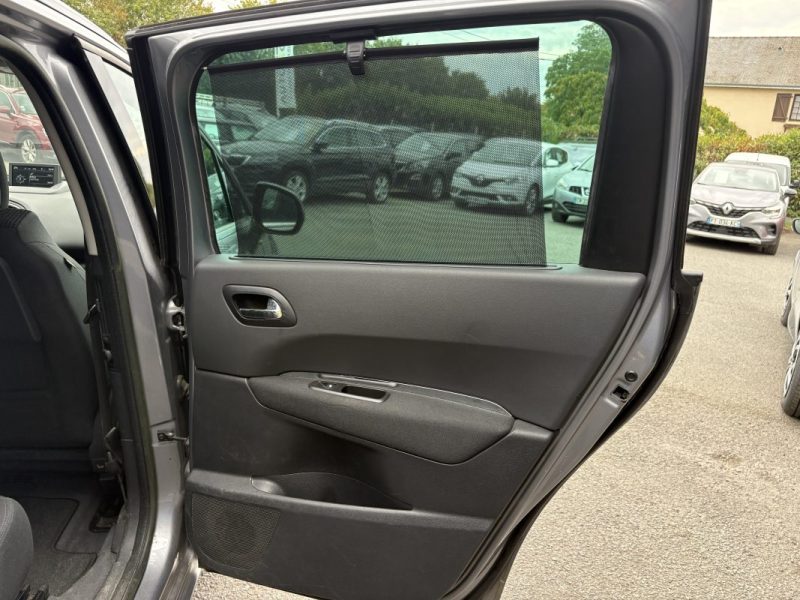 PEUGEOT 5008 1.6 HDI 115 ALLURE 7 PL 2014