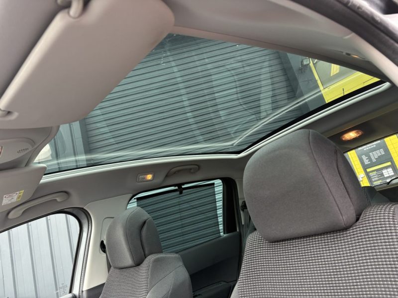 PEUGEOT 5008 1.6 HDI 115 ALLURE 7 PL 2014