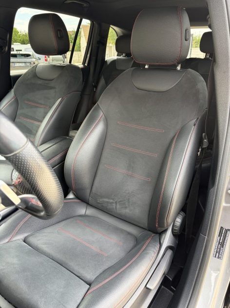 Mercedes Classe GLB 220d 2.0 AMG Line 4Matic 190ch (Toit ouvrant | Entretien Mercedes)