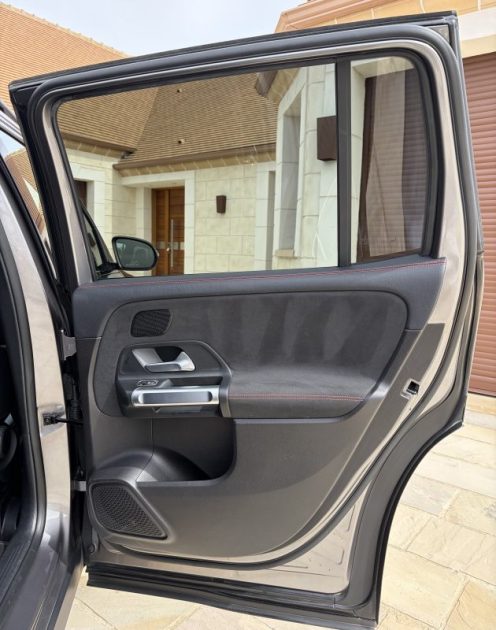 Mercedes Classe GLB 220d 2.0 AMG Line 4Matic 190ch (Toit ouvrant | Entretien Mercedes)