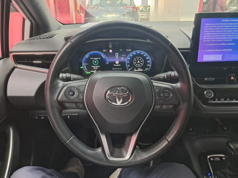 TOYOTA COROLLA TOURING SPORTS PHASE 2 HYBRIDE 1.8 DYNAMIC BUSINESS 140cv/1 ERE MAIN/TVA RECUPERABLE