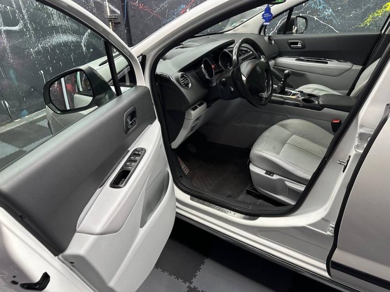 PEUGEOT 3008 2.0 HDI 16V 150 FELINE 2015