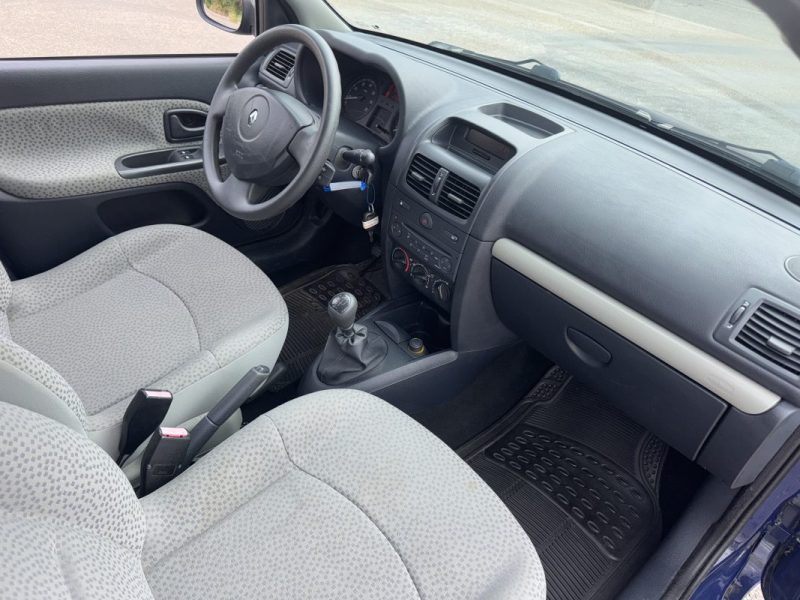 RENAULT  CLIO  1.2 CAMPUS 2006