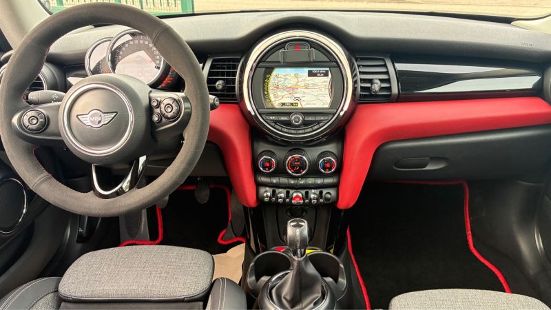 MINI COOPER S 192 CH RED HOT CHILI 