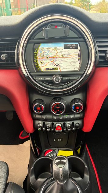 MINI COOPER S 192 CH RED HOT CHILI 