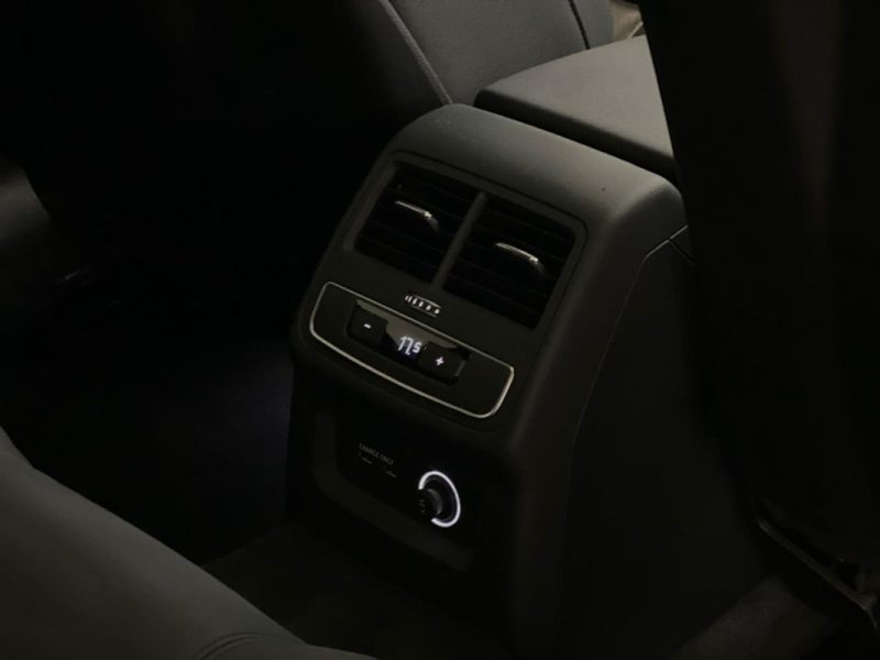 AUDI A4 AVANT 3.0 TDI 231CH QUATTRO V6 – TIPTRONIC8– S LINE – CUIR – TOIT PANORAMIQUE