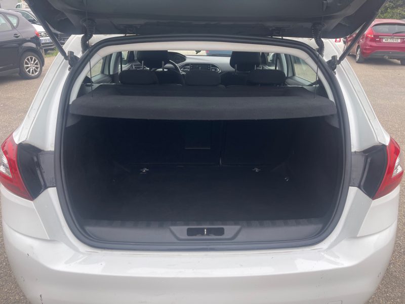PEUGEOT 308 II 1.2 E-THP 130 ALLURE 226MKM